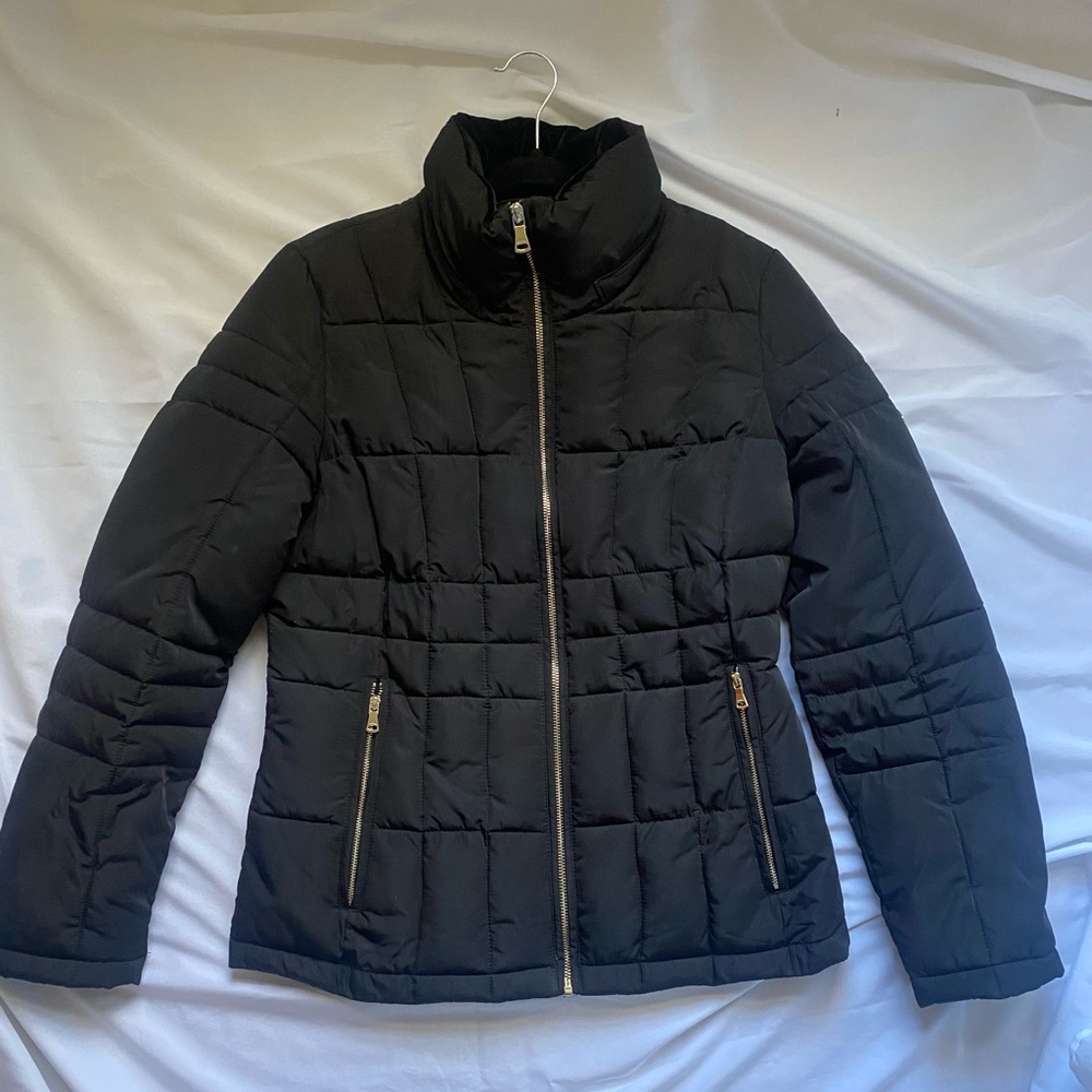 Calvin Klein Black Women’s Puffer Jacket. Size Small.